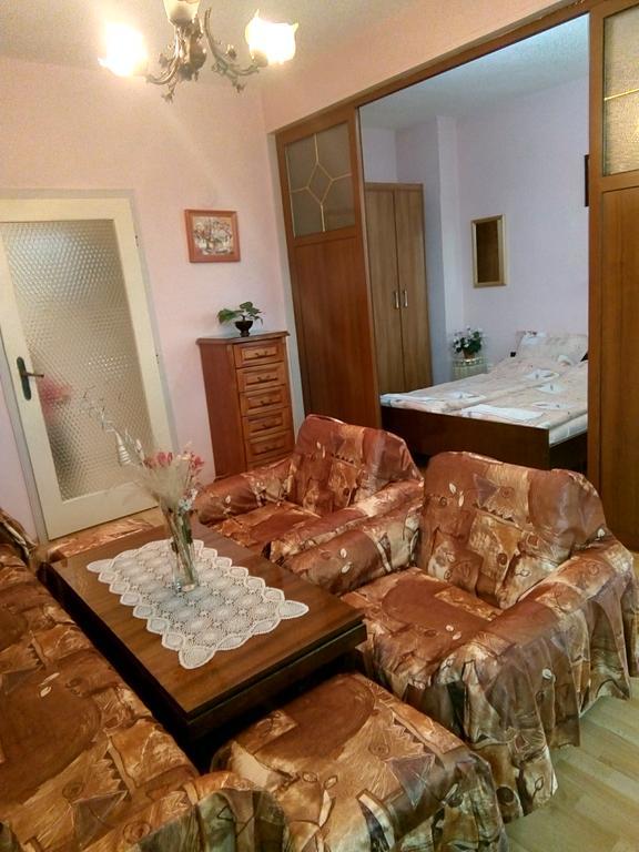 Апартамент Панорамна Гледка 트리아브나 외부 사진